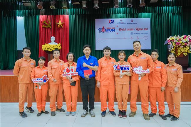 CBCNV Công ty cổ phần Nhiệt điện Quảng Ninh hiến 165  đơn vị máu nhân Tuần lễ hồng EVN lần thứ X năm 2024